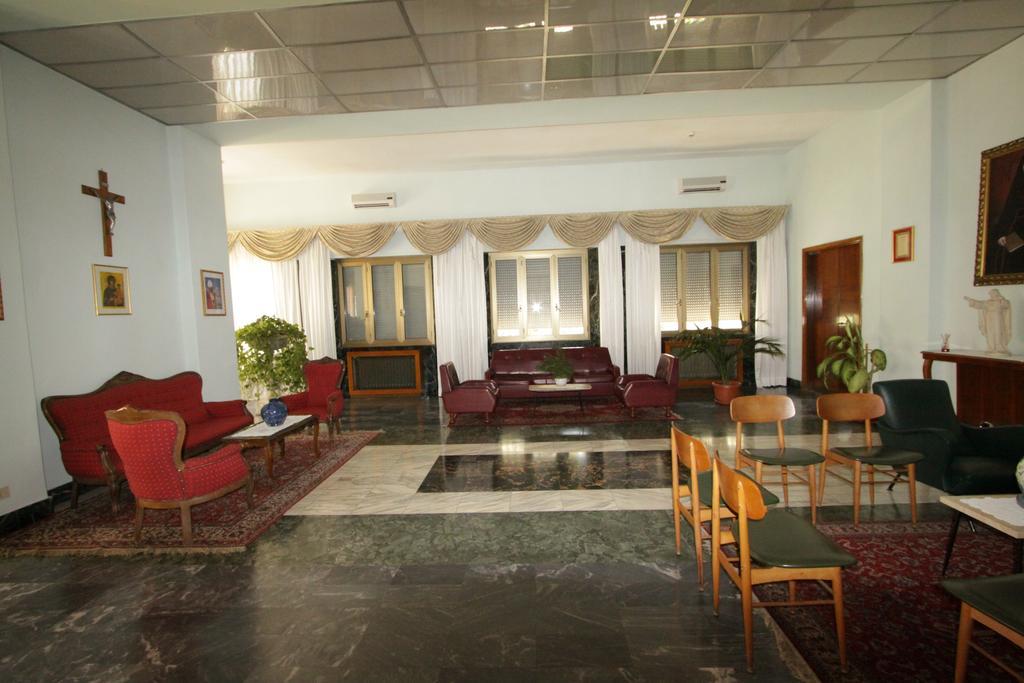 Casa Per Ferie Margherita Diomira Hotel Roma Exterior foto